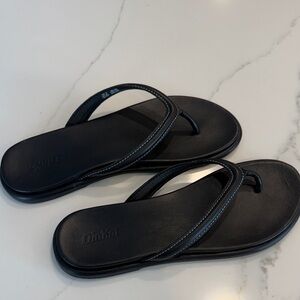 OluKai Classic Black Sandals